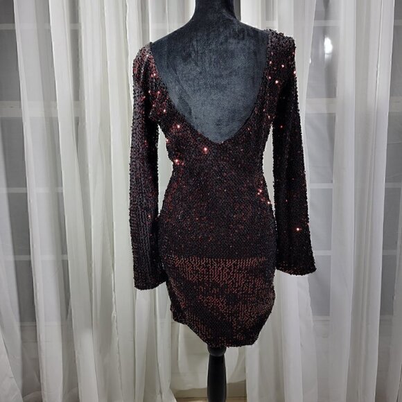 SHEIN Black (Burgundy/Maroon Shimmer) Sequin Dress - Picture 4 of 10